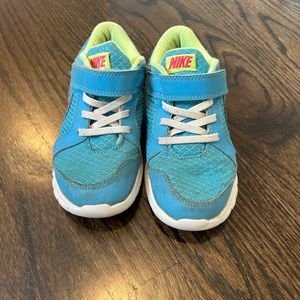 Toddler Girls Nike Sneakers, Size 11.5